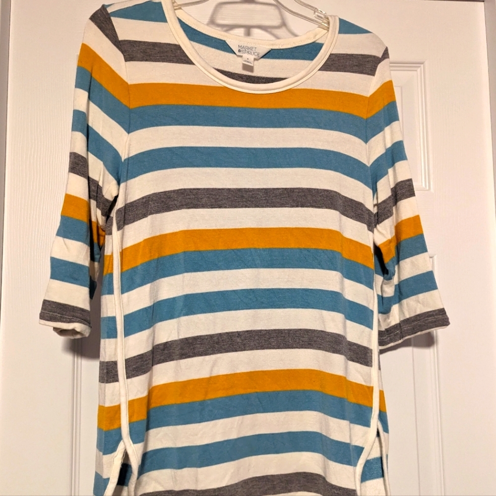 Market & Spruce Stripe Sweater 💙